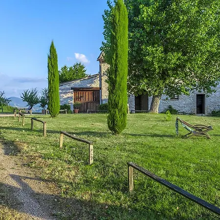 Checello In * Cagli